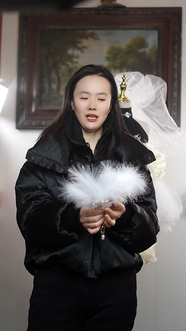 S**a耳饰一对艺桐轩儿童朝服（福利）