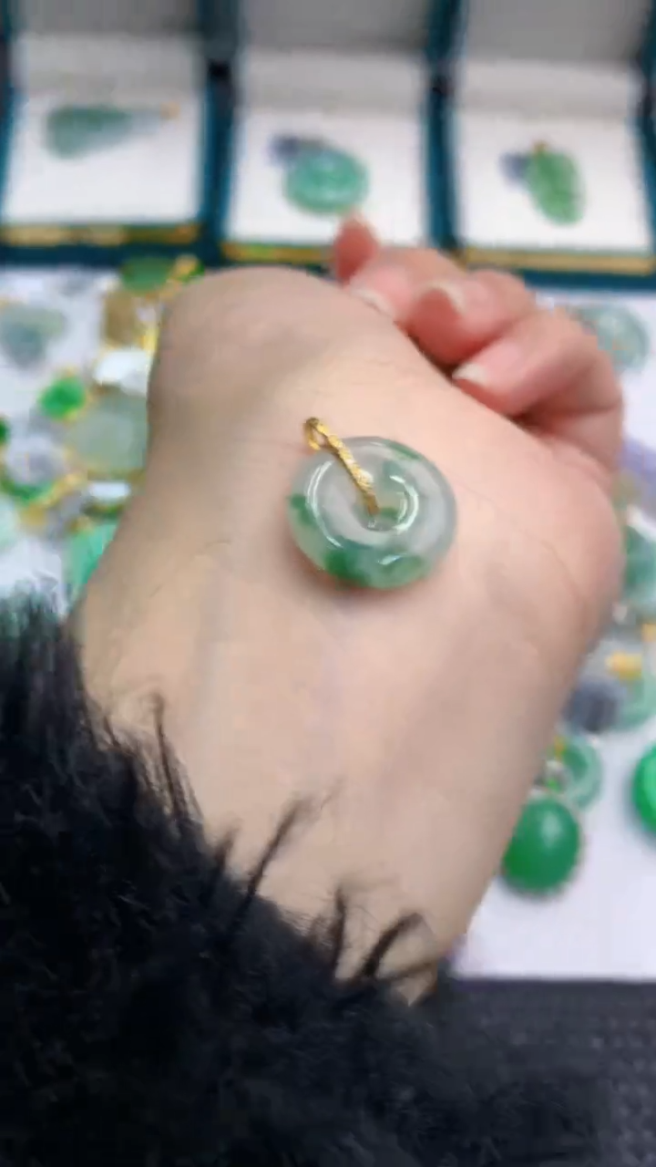 【闪购商品】翡翠颈饰18K金镶嵌            8