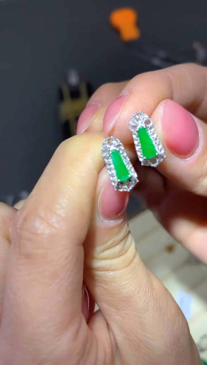 【闪购商品】翡翠耳饰18K金镶嵌|不退不换