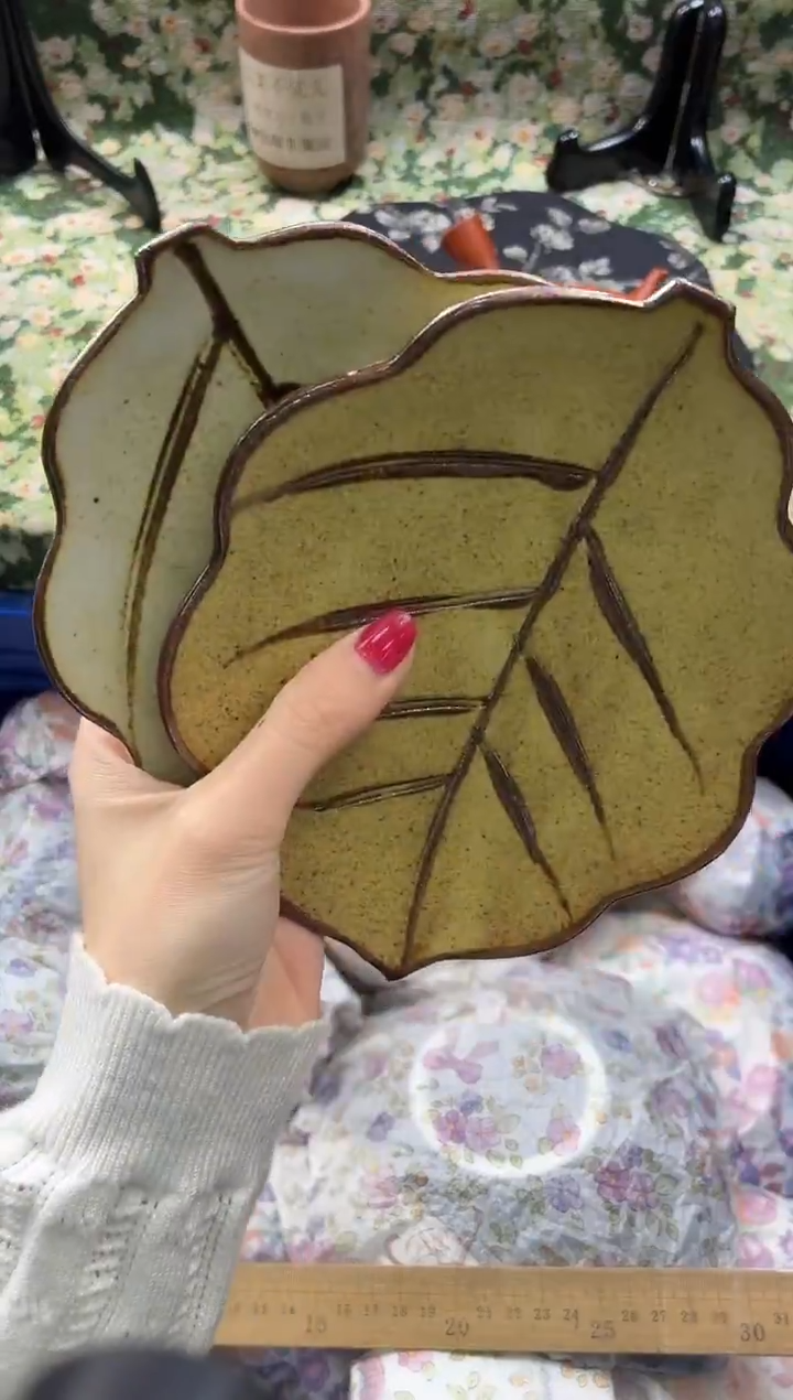 瓷片ˊ*圆       E011