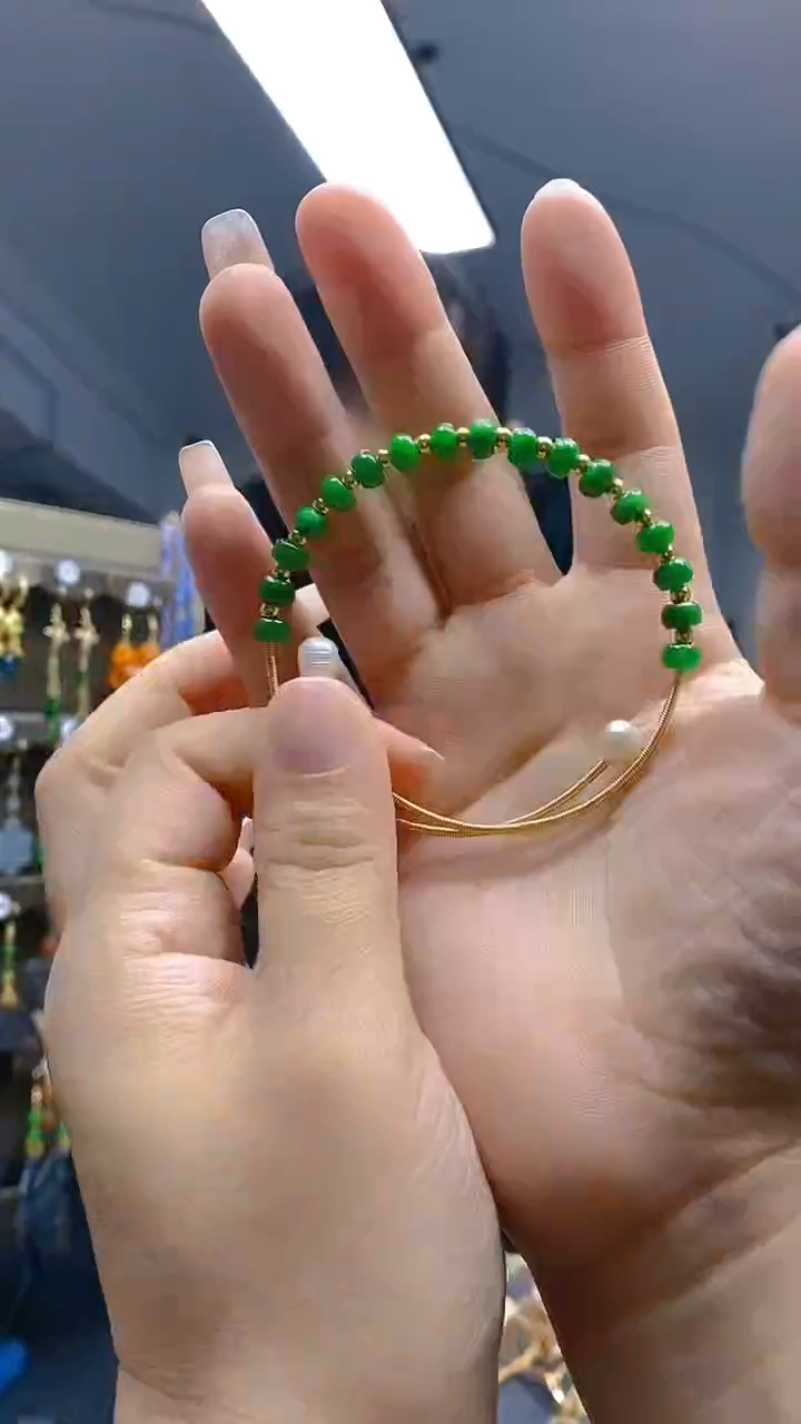 【闪购商品】翡翠耳饰合金249翡翠手镯