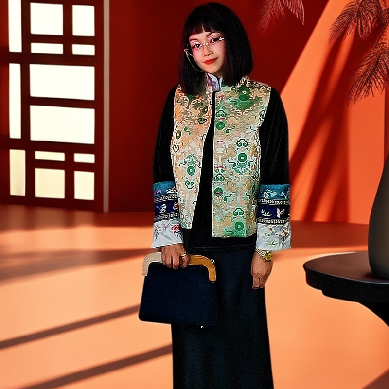 【子衿】短款织锦花萝新中式风盘扣立领网红马甲秋冬时尚中国风休闲