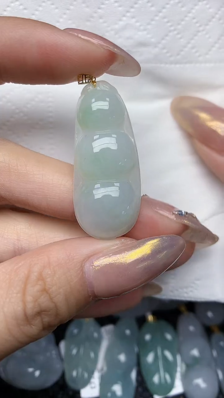 【闪购商品】翡翠颈饰18K金镶嵌天然翡翠A货，