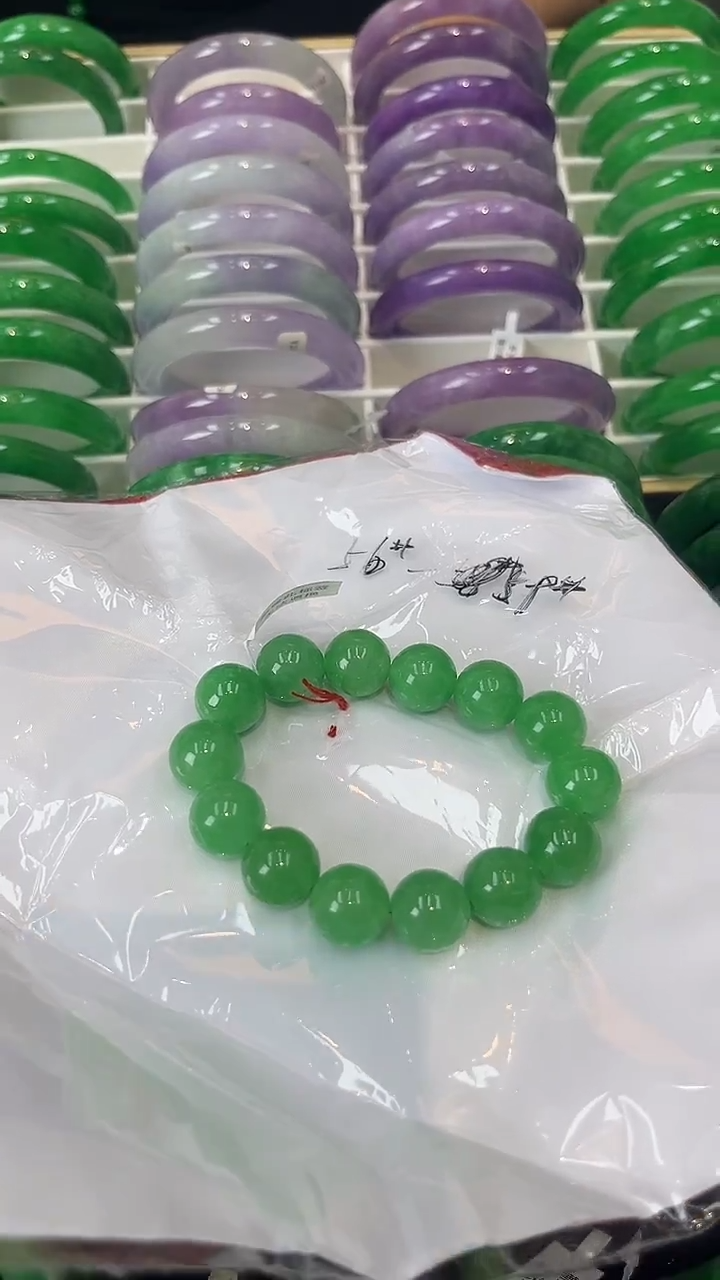 【闪购商品】砖雕a63 正阳绿手串 大颗粒
