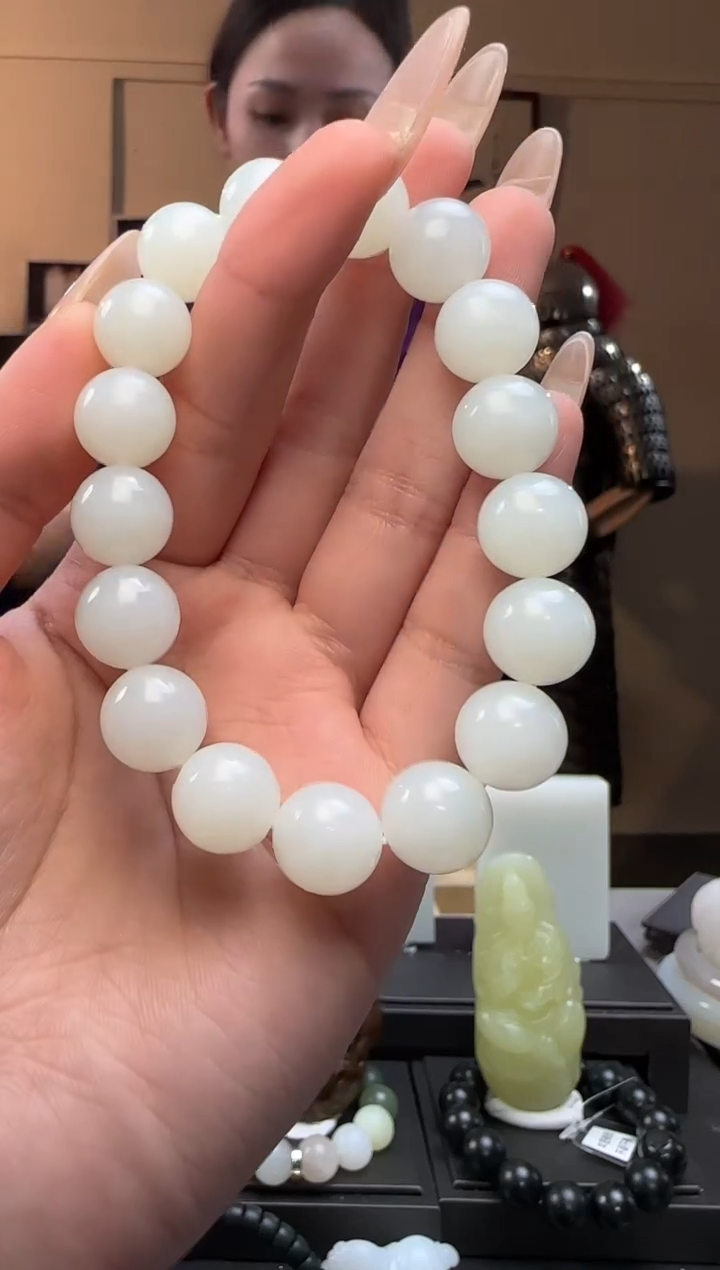 【闪购商品】和田玉圆珠未镶嵌手串