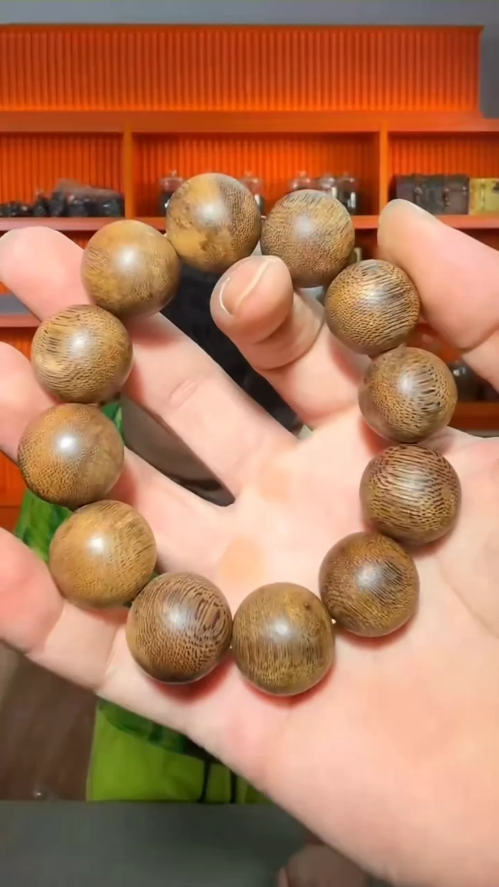 手串沉香168号单圈尖峰岭37g2.0多样性发一