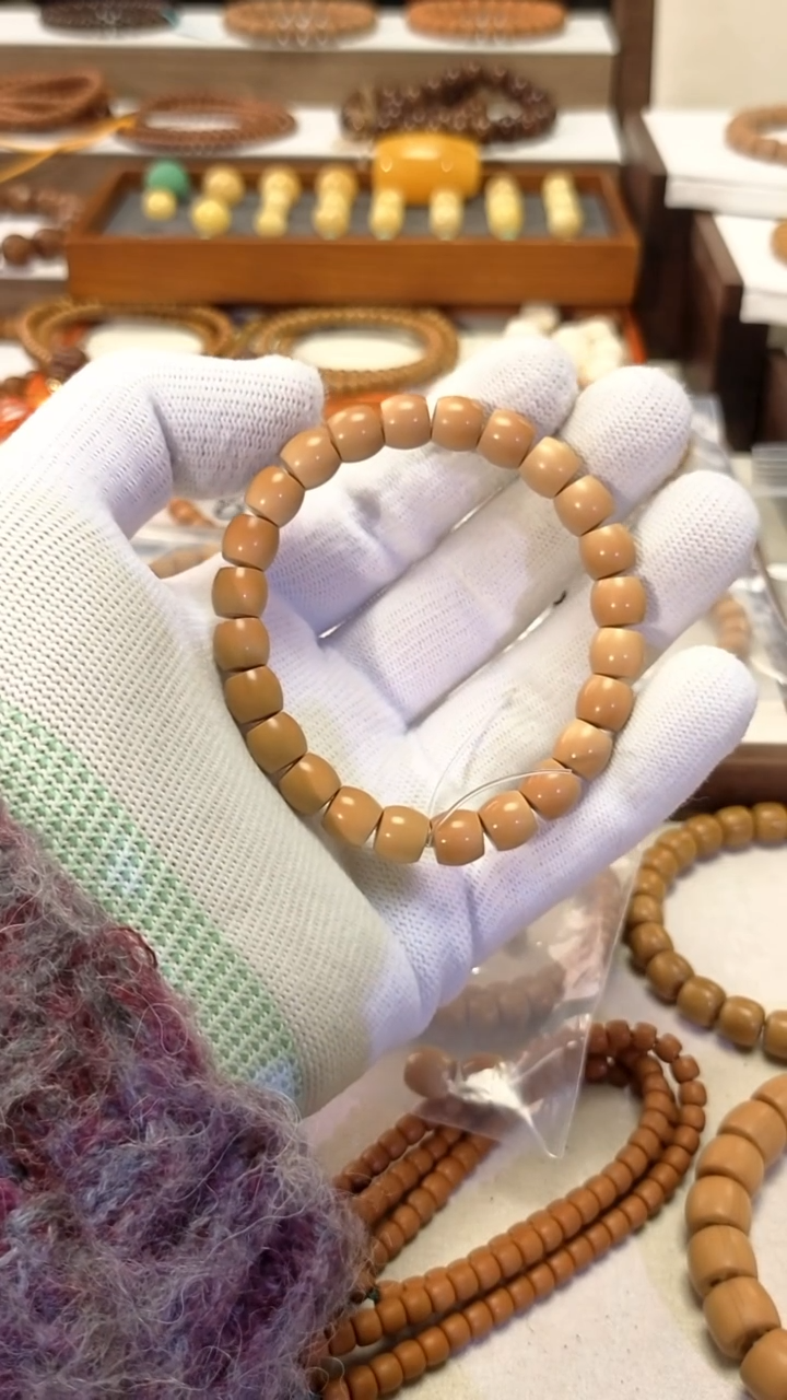 【闪购商品】橄榄核手串9.0清水直切核尖手串