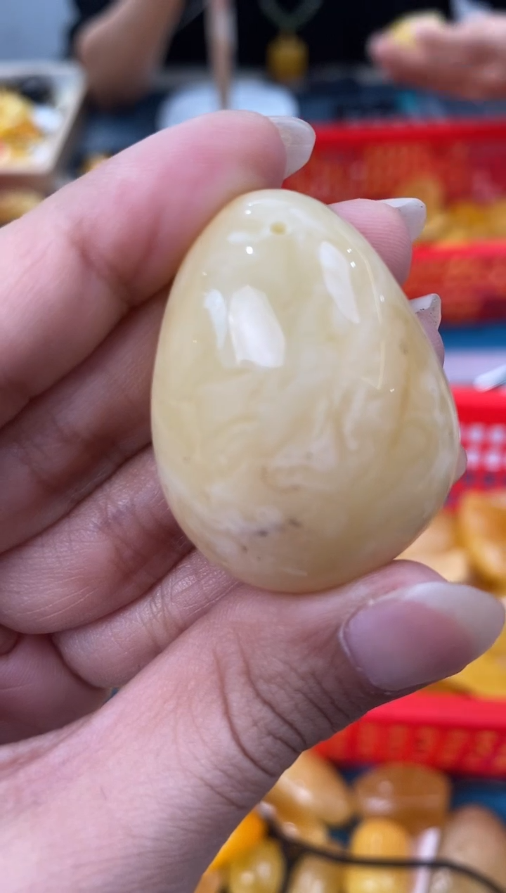 【闪购商品】琥珀裸石未镶嵌天然琥珀蜜蜡水滴