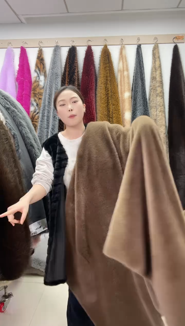 狐狸毛B39，尺寸1.9*2