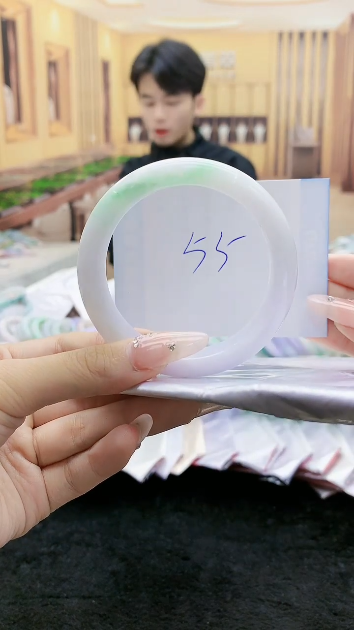 【闪购商品】翡翠手镯未镶嵌    H68-225
