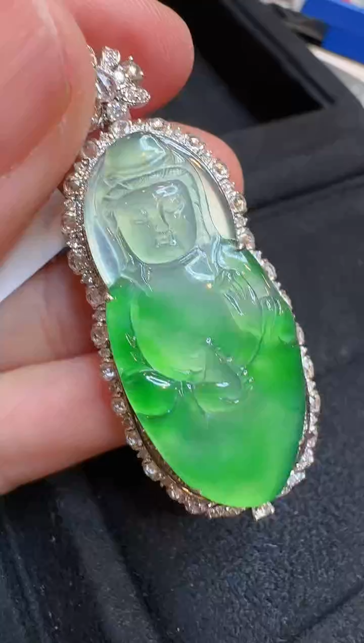 【闪购商品】翡翠吊坠(不含链)18K金镶嵌多样性团购发一件