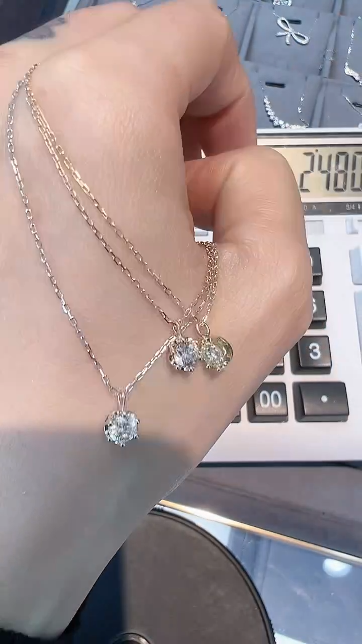 【闪购商品】钻石颈饰18K金镶嵌多样性发一