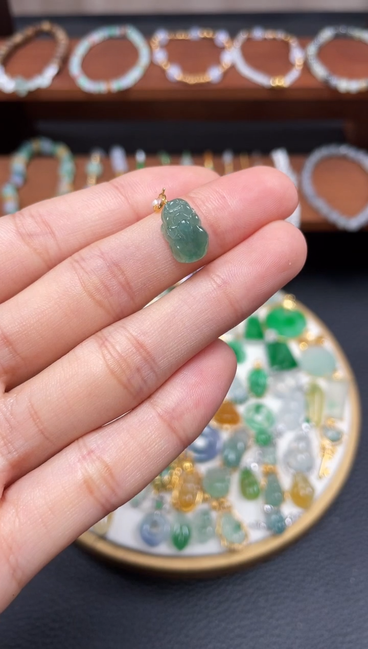 【闪购商品】翡翠吊坠(不含链)18K金镶嵌一个  JK241