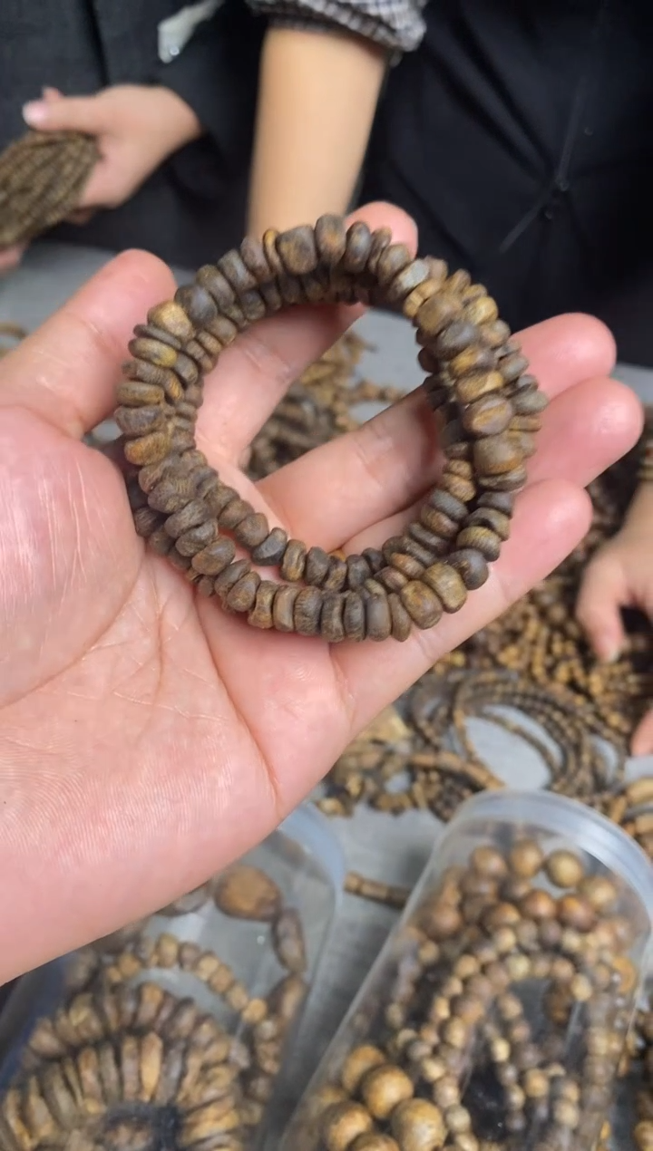 沉香手串7-8沉水树丁单圈棋楠手串多样性发一