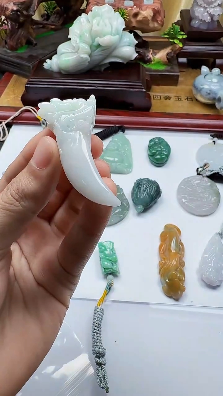 吊坠(不含链)未镶嵌翡翠1