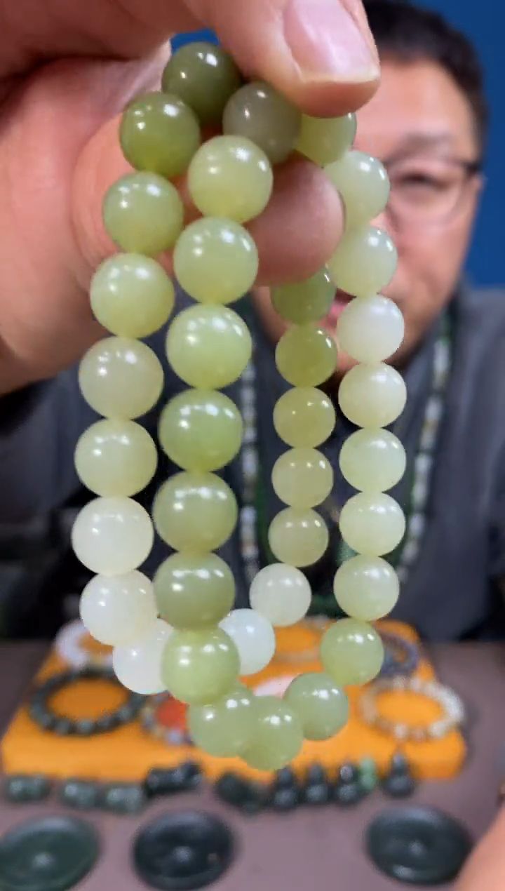 未镶嵌手链和田玉颜色多样性发货拍一发一