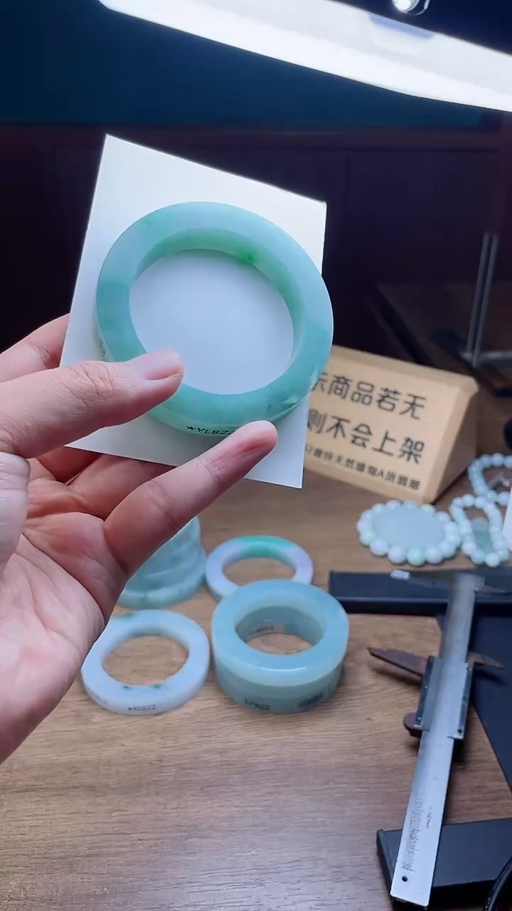 定制翡翠手镯未镶嵌五*定制分单