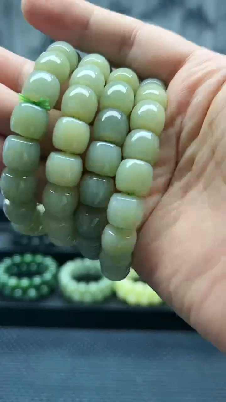 手串未镶嵌和田玉且末金山直切卡13纯天然拍一发一