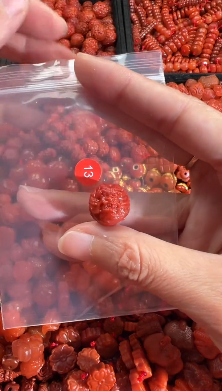 【闪购商品】南红玛瑙颈饰未镶嵌2