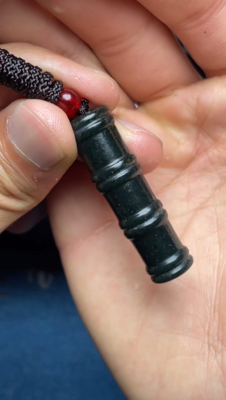 颈饰未镶嵌和田玉有****》1