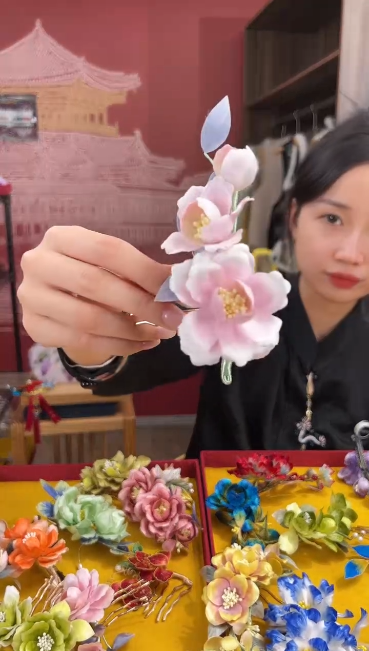 【闪购商品】刺绣非遗绒花（发饰）