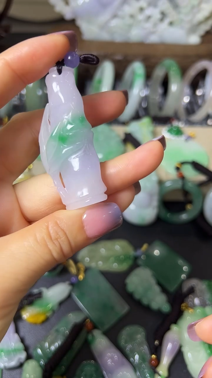 颈饰未镶嵌翡翠节节高