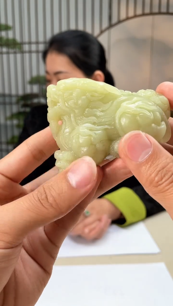 【闪购商品】定制和田玉和田玉（多样性拍一发一带证）240145