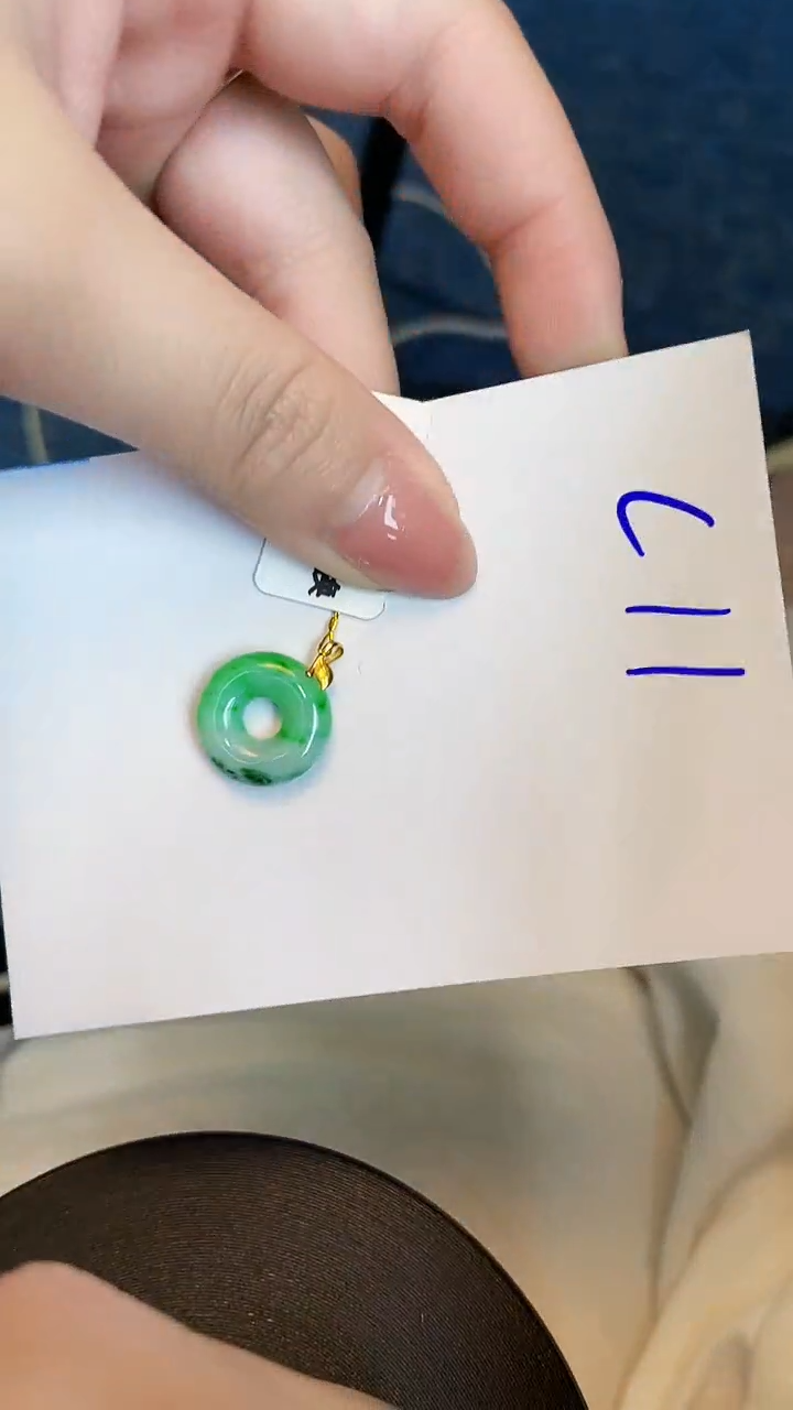翡翠18K金镶嵌颈饰0000000000