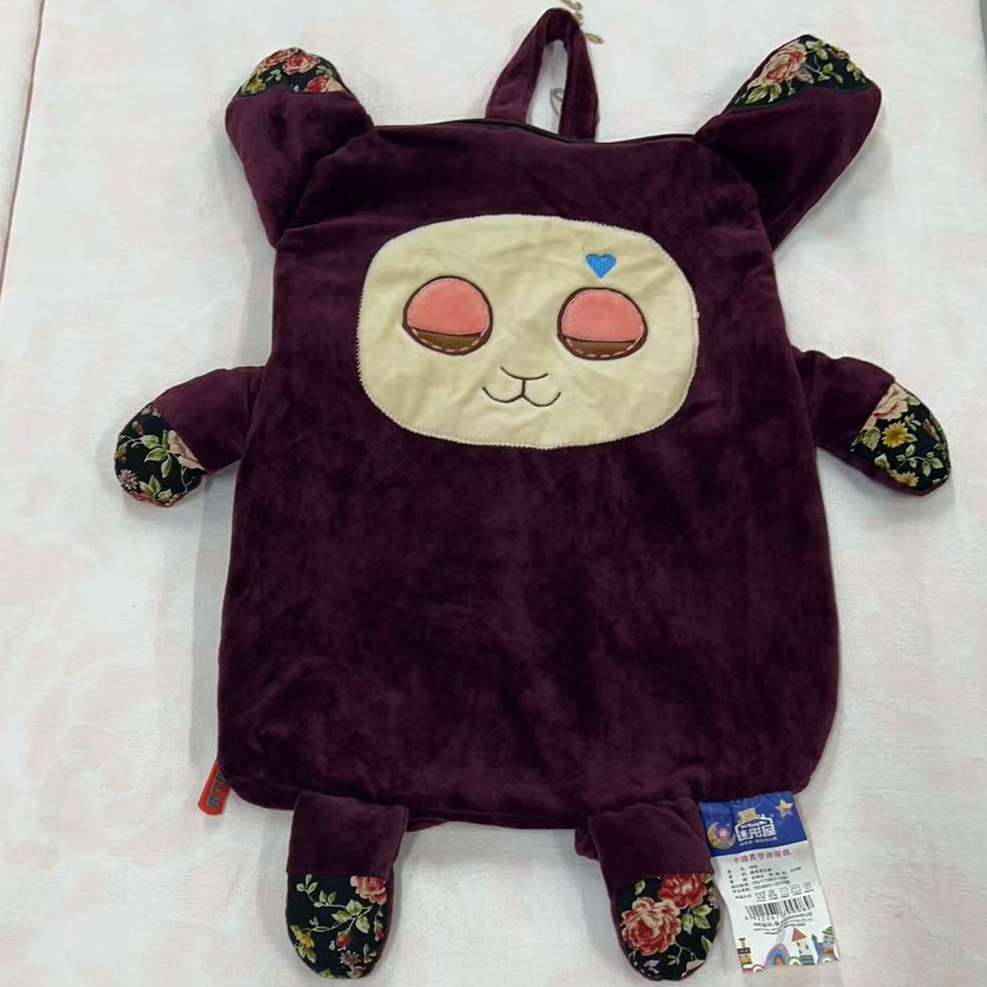 1303 卡通水晶绒包包