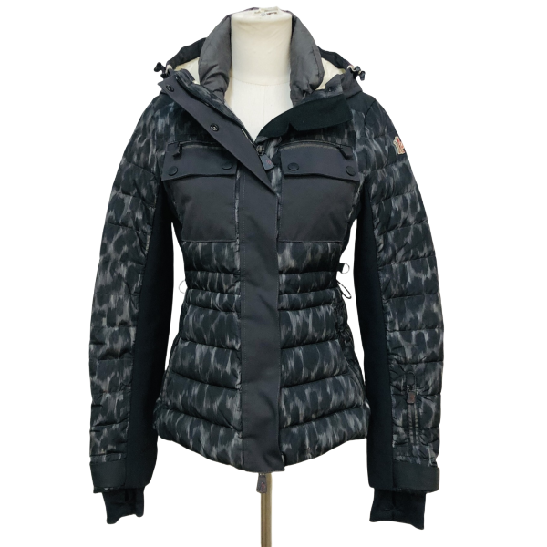 妃鱼/盟可睐/锦纶/羽绒服/95新/凡2/8