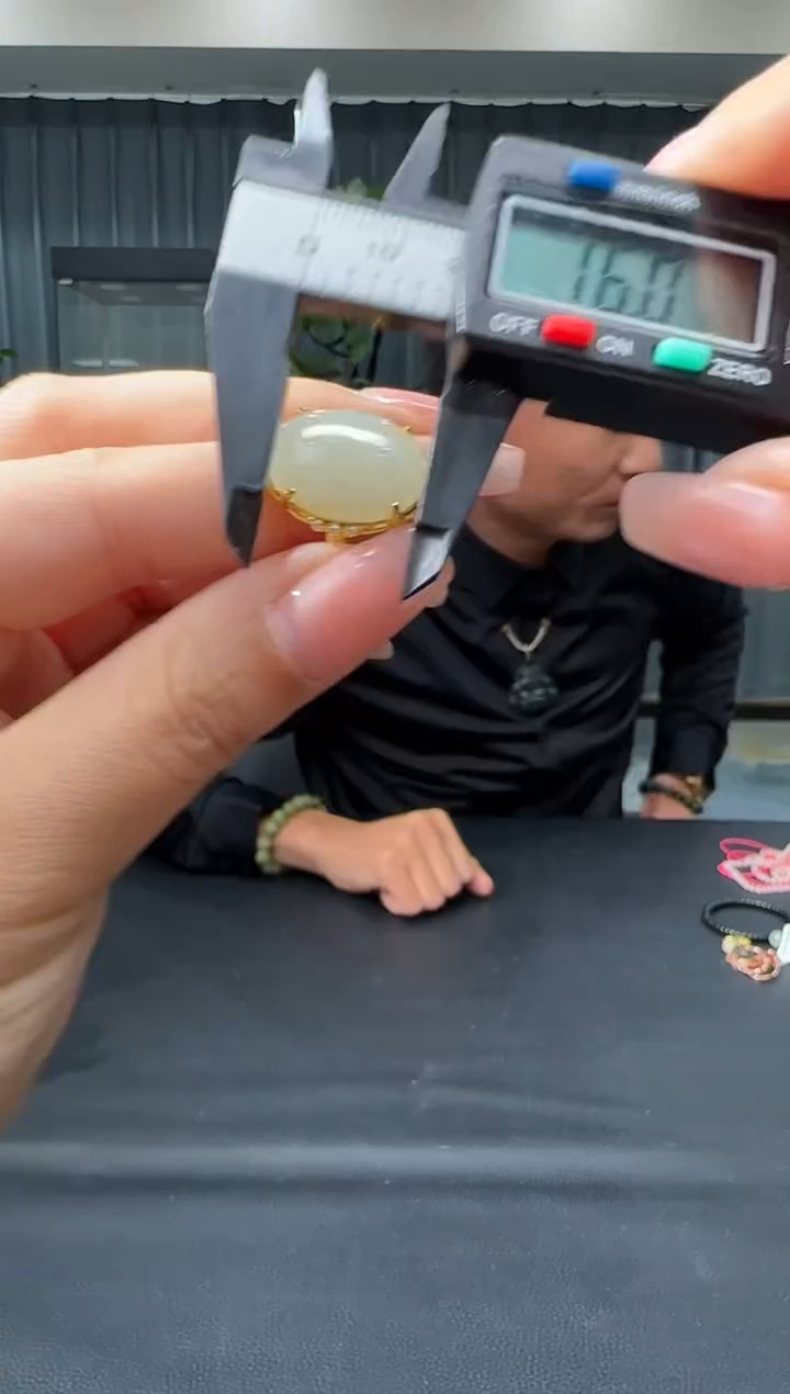 颈饰未镶嵌和田玉19