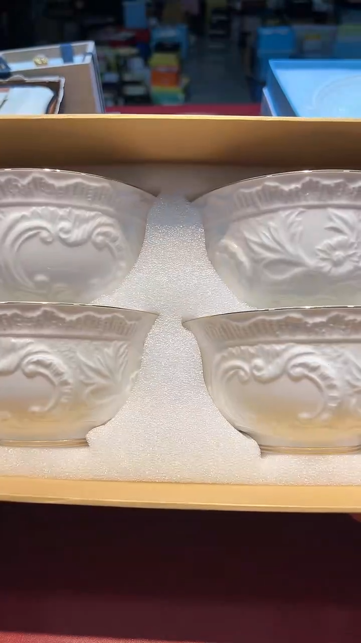 【闪购商品】瓷片锅碗瓢盆一件不剩