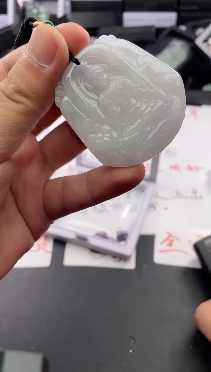颈饰未镶嵌翡翠....9/5/.221
