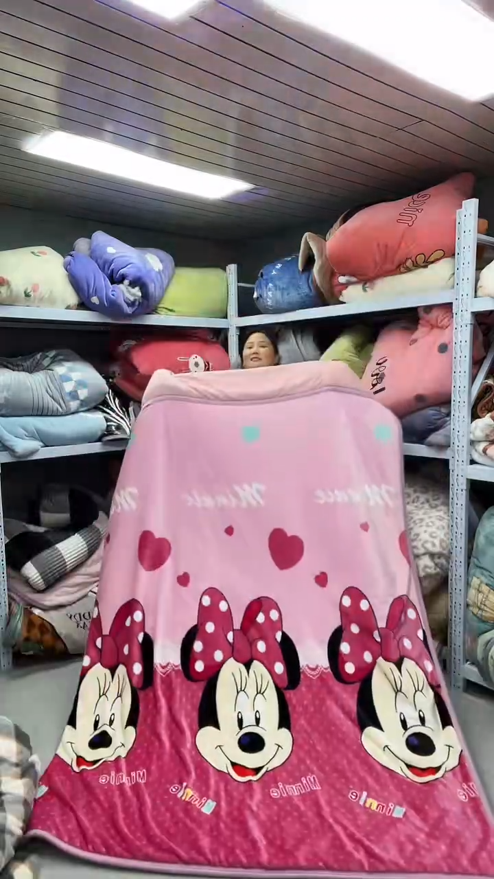 牛奶绒150+200被子