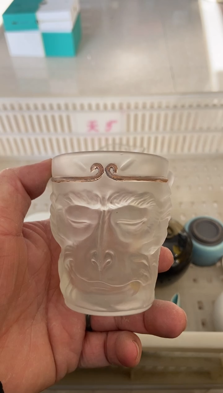 杯无运费险有瑕疵的摄影的产品有使用过的痕迹有点脏介意勿拍