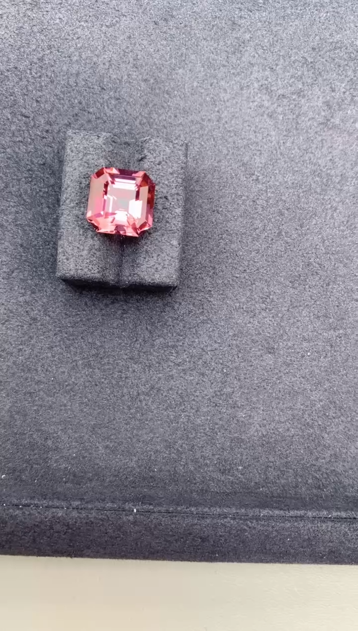 【闪购商品】碧玺裸石未镶嵌8.8ct粉碧玺
