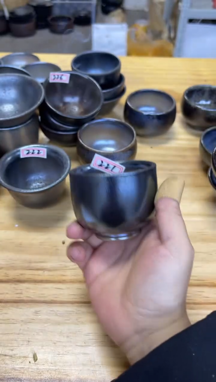 【闪购商品】杯221号 微瑕【白云推荐】