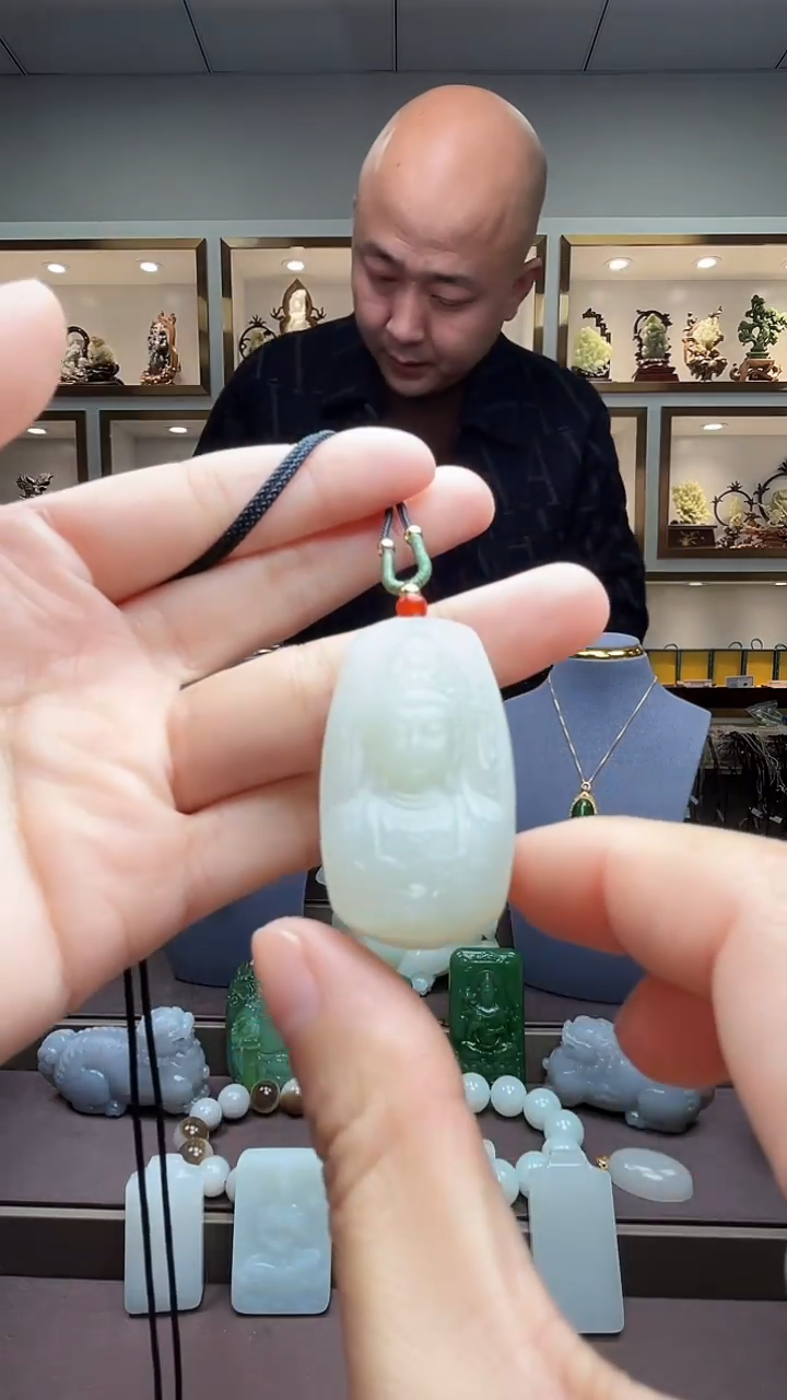 【闪购商品】和田玉颈饰未镶嵌苏