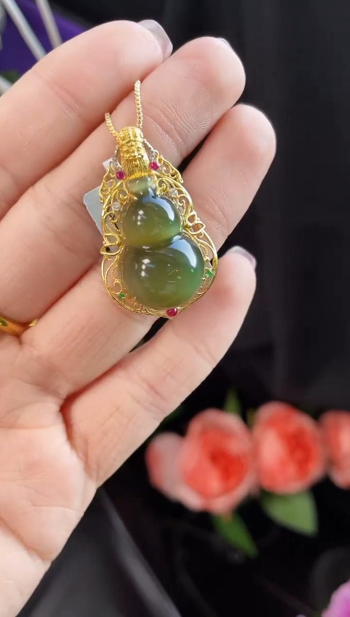 【闪购商品】和田玉吊坠18K金镶嵌多样性发一