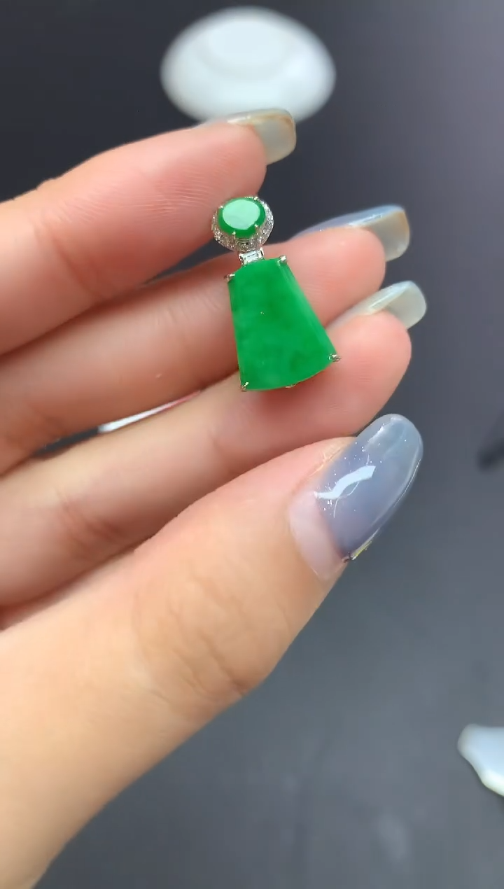 吊坠(不含链)18K金镶嵌翡翠吊坠A536|5980