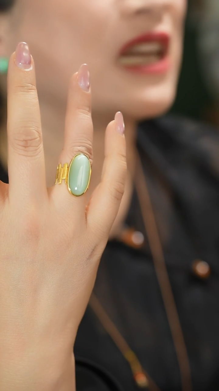 银S925镶嵌戒指和田玉圈口15