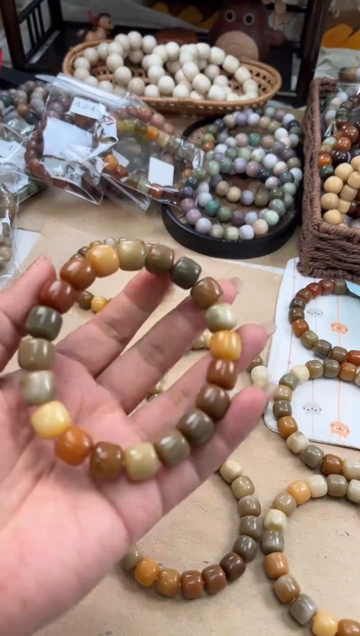 手串菩提根/象牙果陈*水a253卡12.8 干磨莫高窟微瑕