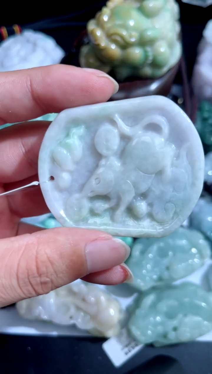 翡翠未镶嵌吊坠(不含链)00000566