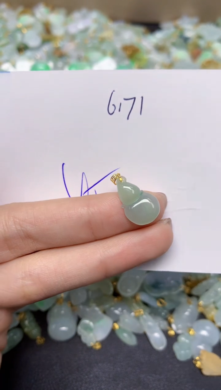 【闪购商品】翡翠颈饰18K金镶嵌天然翡翠A货