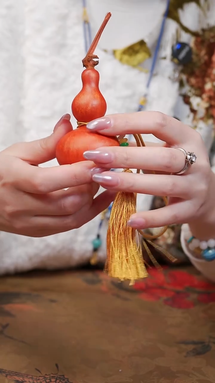 107漆艺工艺小葫芦9.9