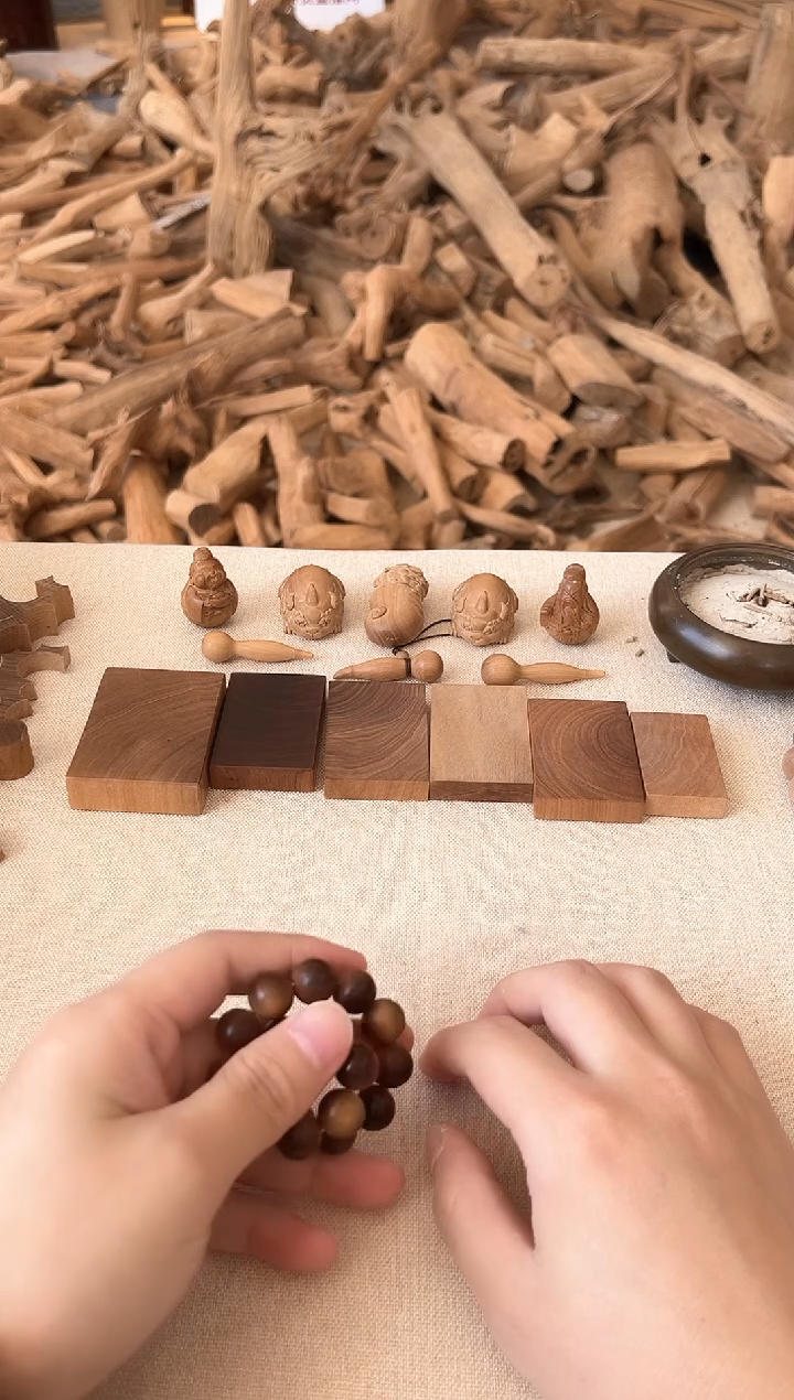 檀香木其他?****?正区老山檀 定向链接