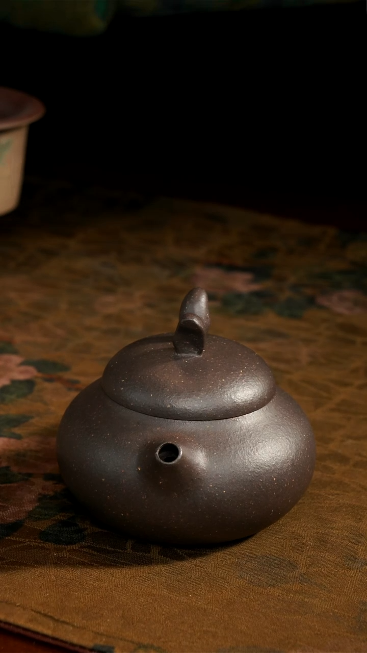 茶壶紫砂天青兔耳朵壶