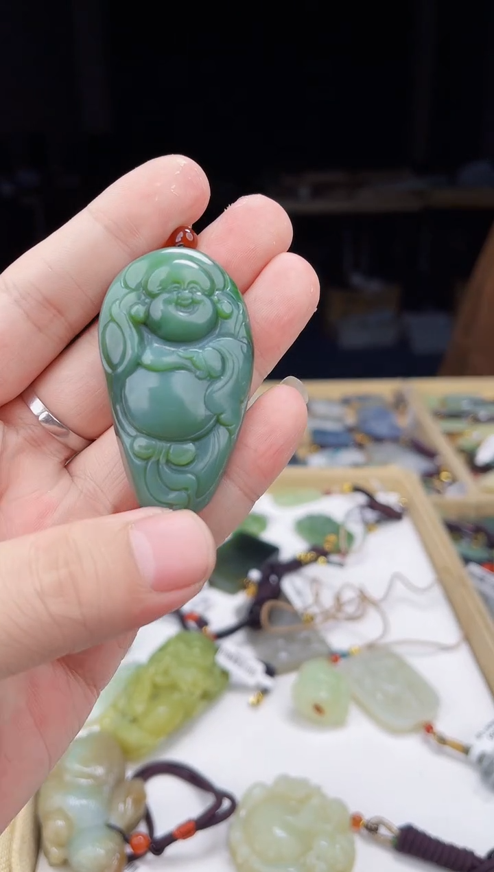 颈饰未镶嵌和田玉王*梅1