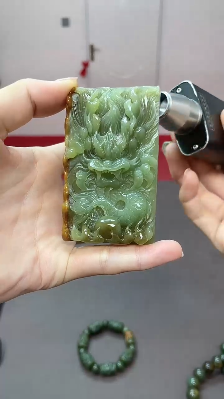 【闪购商品】岫岩河磨玉（透闪石质玉）吊坠未镶嵌龙牌吊坠
