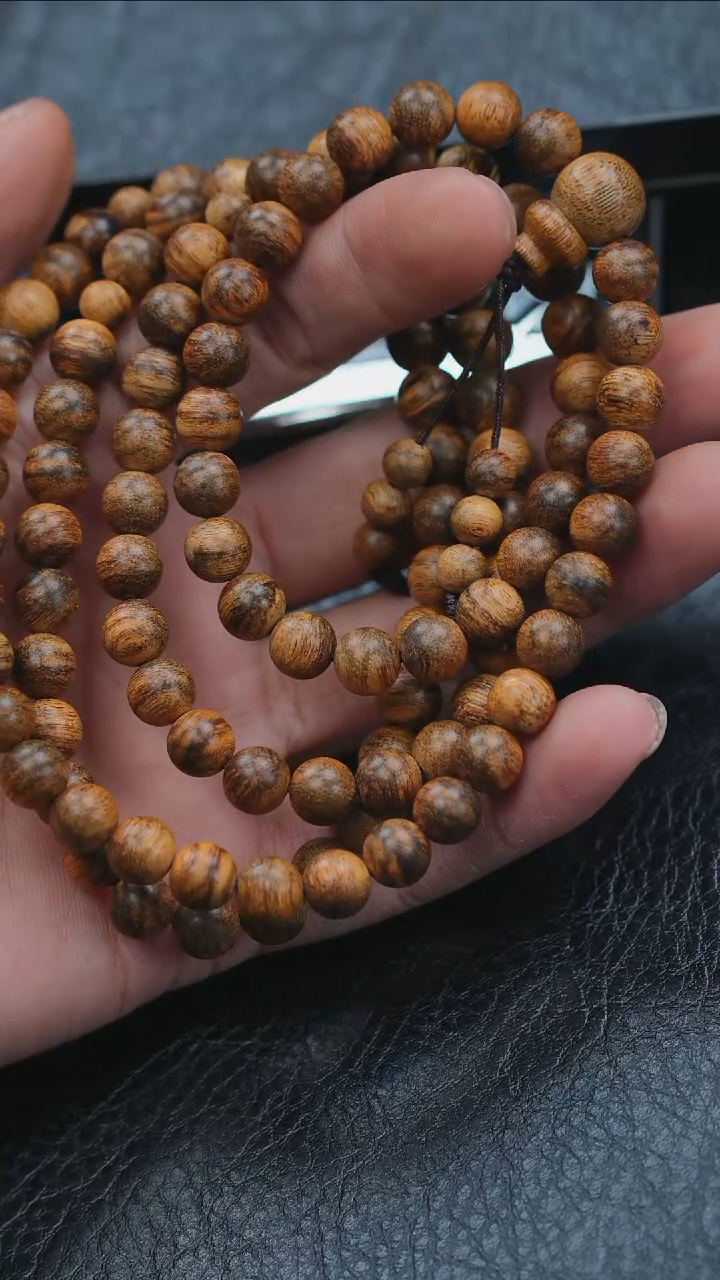 【闪购商品】沉香手串泰国登流眉0.8多圈28克＋